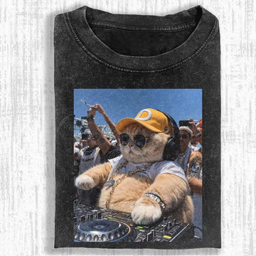 FUNNY DJ CAT FESTIVAL GRAPHIC T-SHIRT LL - 0150