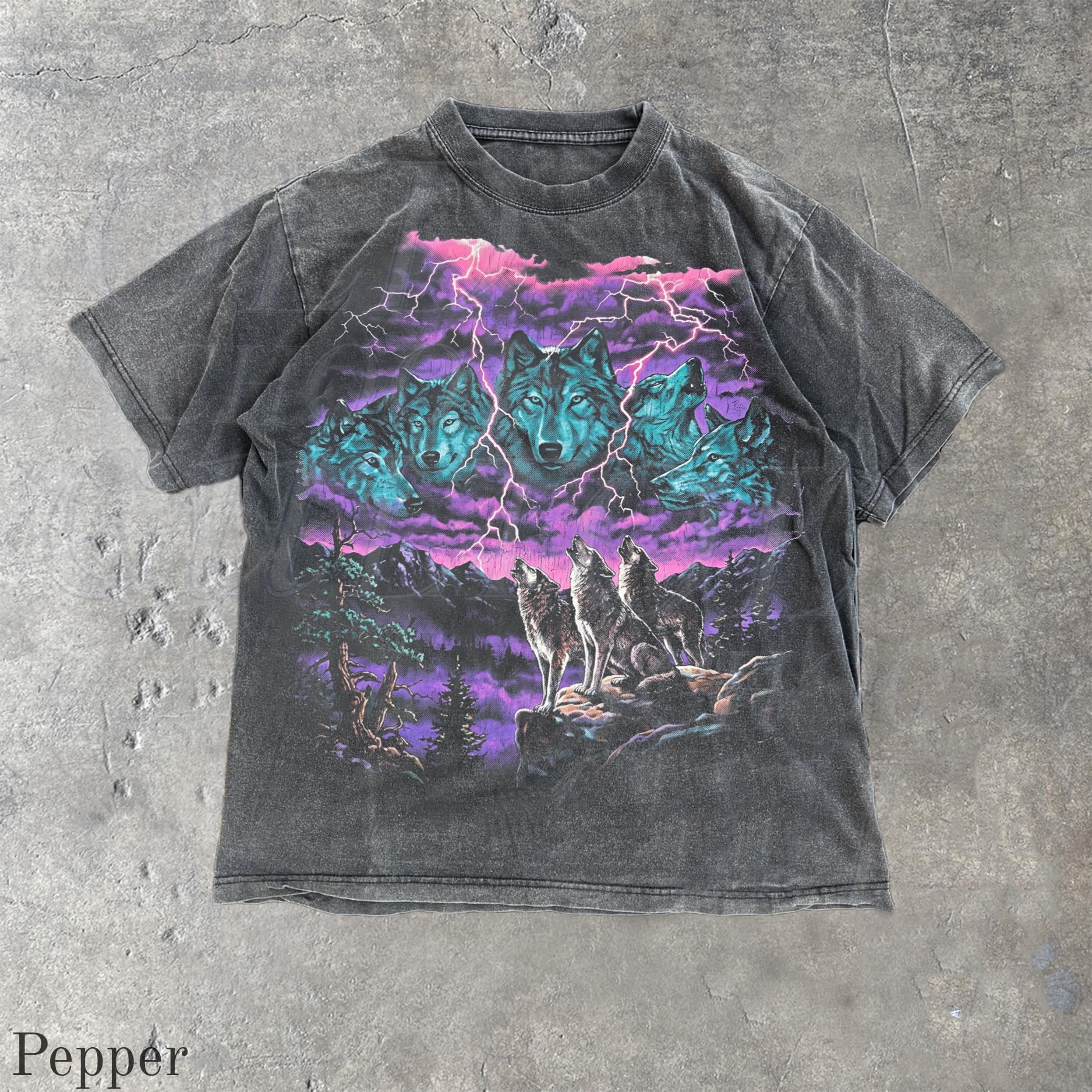 Vintage Wolf Thunder Storm 90s Graphic Tee, Washed Black Wildlife Shirt, Lightning Storm Wolves T-Shirt Son-00136