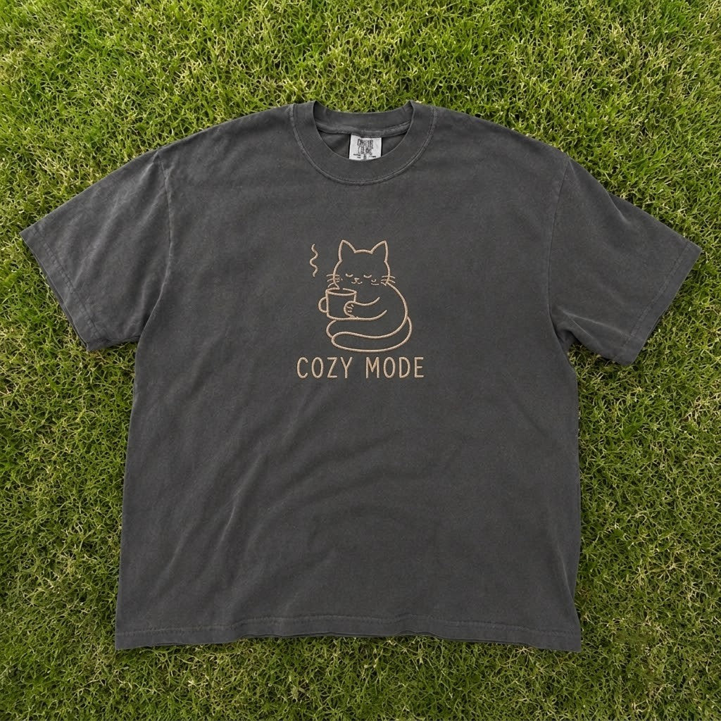 COZY MODE CAT DRINKING COFFEE AUTUMN EMBROIDERED TEE CT-0061