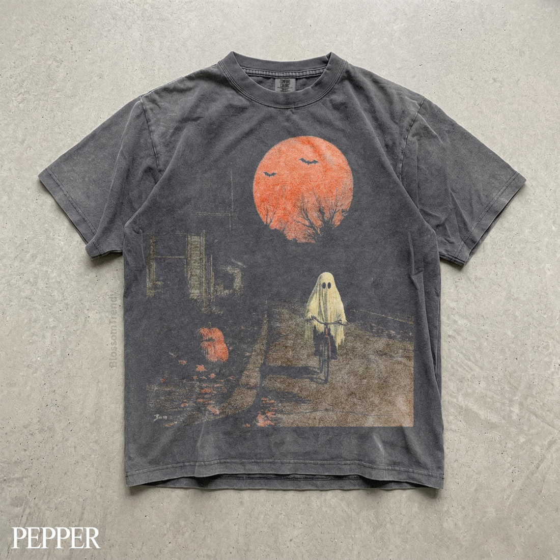 Halloween Ghost T-Shirt, Spooky Ghost Biking Shirt, Gothic Halloween Shirt, Vintage Halloween Tee, Pumpkin Shirt, Fall Graphic Tee, GiftSon-0318