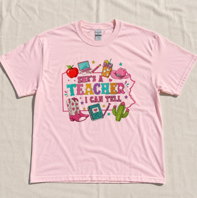 SHE'S TEACHER I CAN TELL, PERSONALIEZD OUTLINE MAP STATE, BACK TO SCHOOL TEE BN-00094