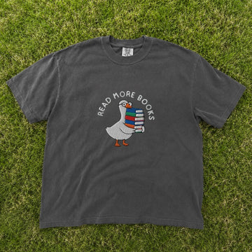 EMBROIDERED GOOSE READ MORE BOOKS TEE XIU-0065