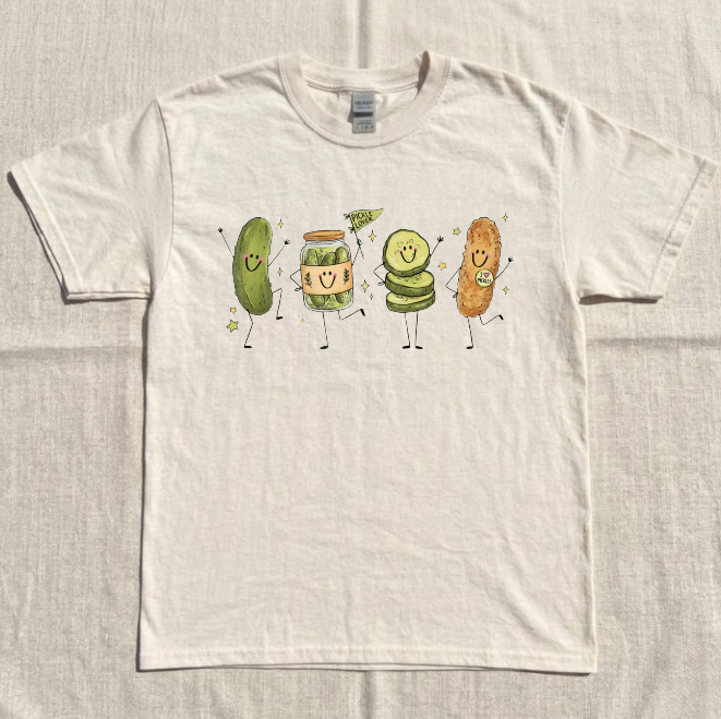 HAPPY PICKLE DOODLE TEE, CUTE SMILING CHARACTER, FUNNY PICKLE LOVER TEE BN-00122