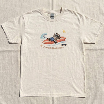 EMBROIDERED BEACH RACCOON SHIRT, FUNNY SUMMER BEACH EMBROIDERED TEE TR-0064