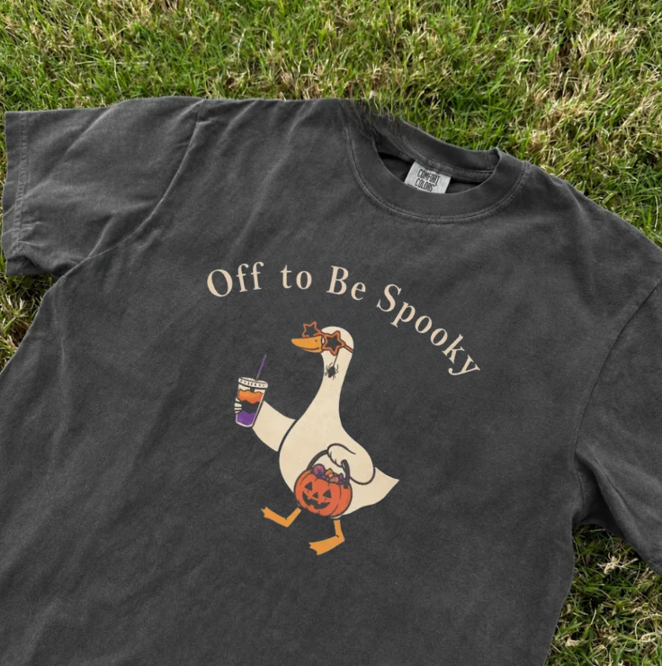 OFF TO BE SPOOKY GOOSE HOLDING COFFEE PUMPKIN BUCKET SHIRT TR-0081
