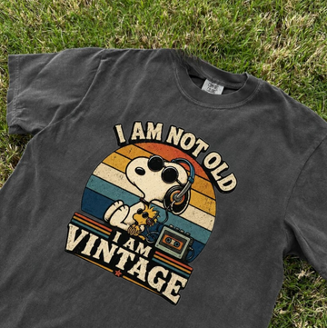 I AM VINTAGE TEE, RETRO PUPPY MUSIC TEE BN-00163