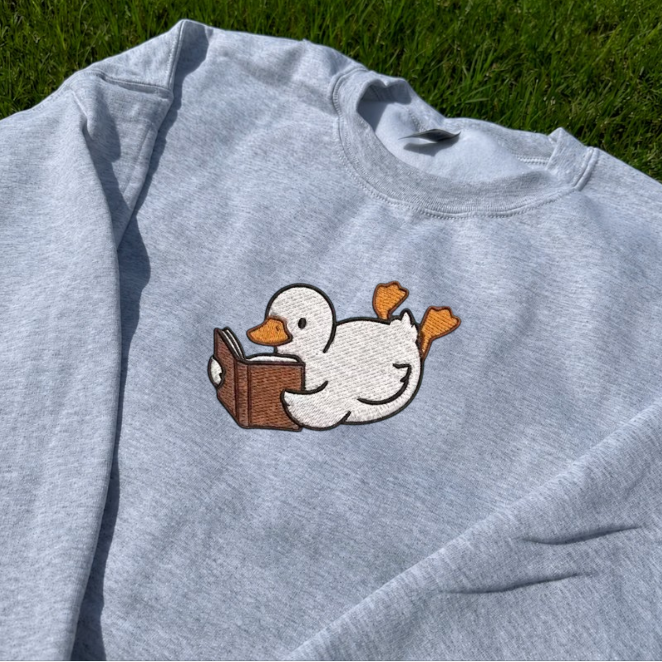 READING GOOSE, BOOK LOVER DUCK EMBROIDERED TEE/ SWEATSHIRT/ HOODIE BN-00126
