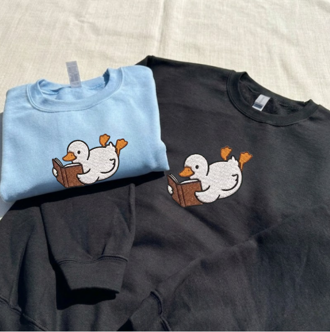 READING GOOSE, BOOK LOVER DUCK EMBROIDERED TEE/ SWEATSHIRT/ HOODIE BN-00126