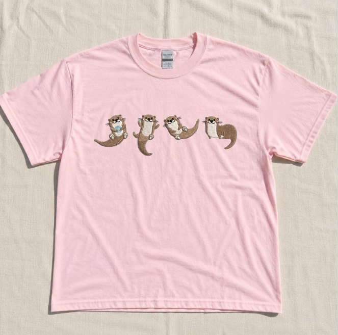 SEA OTTER HOLDING SHELL EMBROIDERED TEE BN-00041