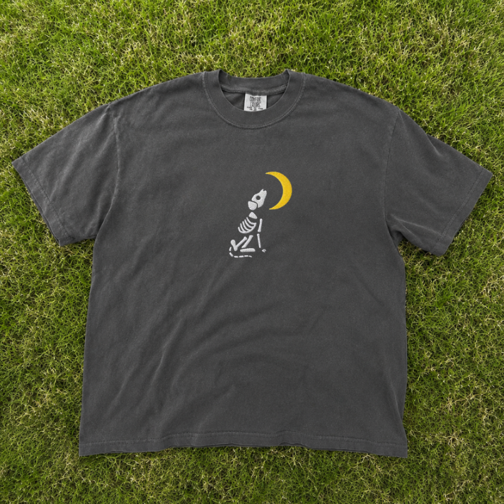 SKELETON DOG MOON EMBROIDERED TEE TR-0038