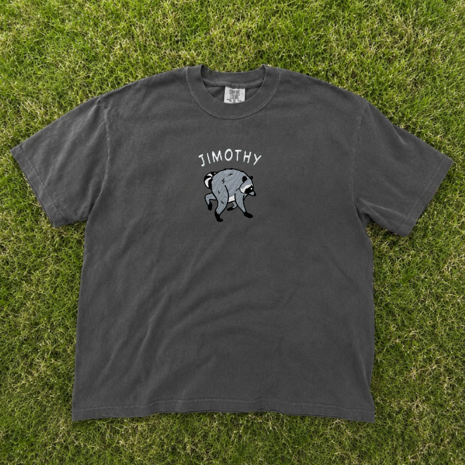 JIMOTHY RACCOON EMBROIDERED TEE, SHORT SPINE SEATTLE TRASH PANDA TEE BN-00193