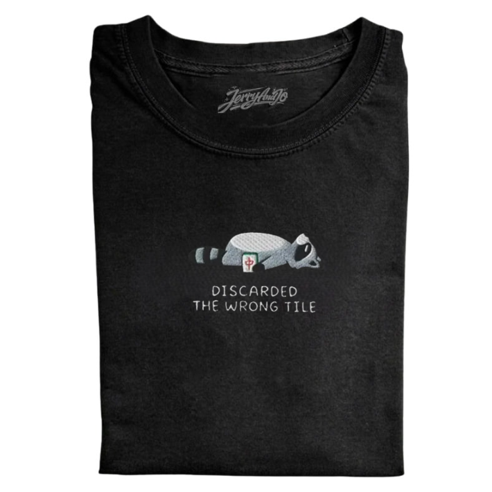 FUNNY MAHJONG RACCOON EMBROIDERED TEE TR-0018