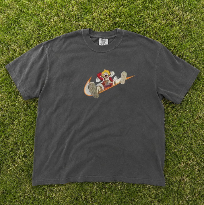 ANIME PIRATE CHARACTER EMBROIDERED TEE TR-0044