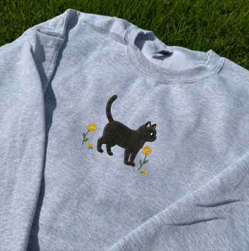 CUTE BLACK KITTY WILDFOWER EMBROIDERED TEE BN-00059