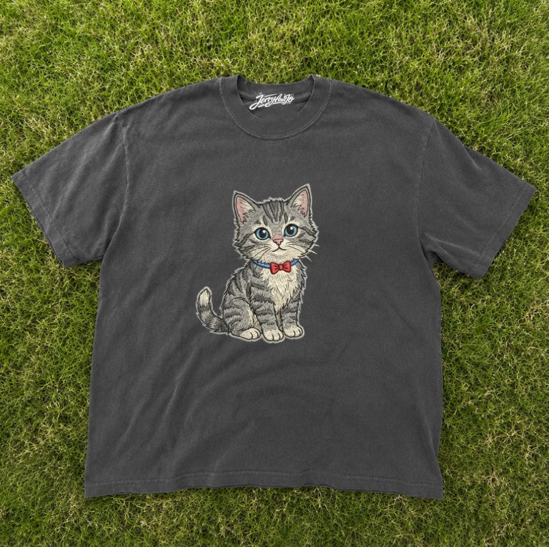 EMBROIDERED CUTE CAT, COQUETTE KITTY WITH BOW TEE XIU-0092