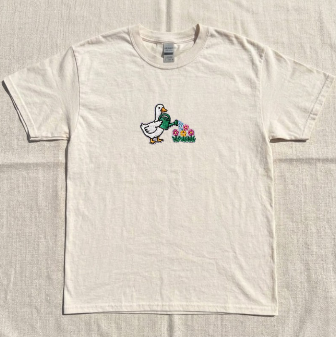 WATERING PLANT DUCK EMBROIDERED TEE BN-00061