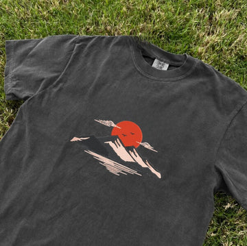 EMBROIDERED JAPANESE SUNSET MOUNTAIN TEE XIU-0041