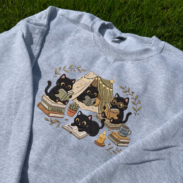 COZY BLACK CAT READING EMBROIDERED TEE BN-00066