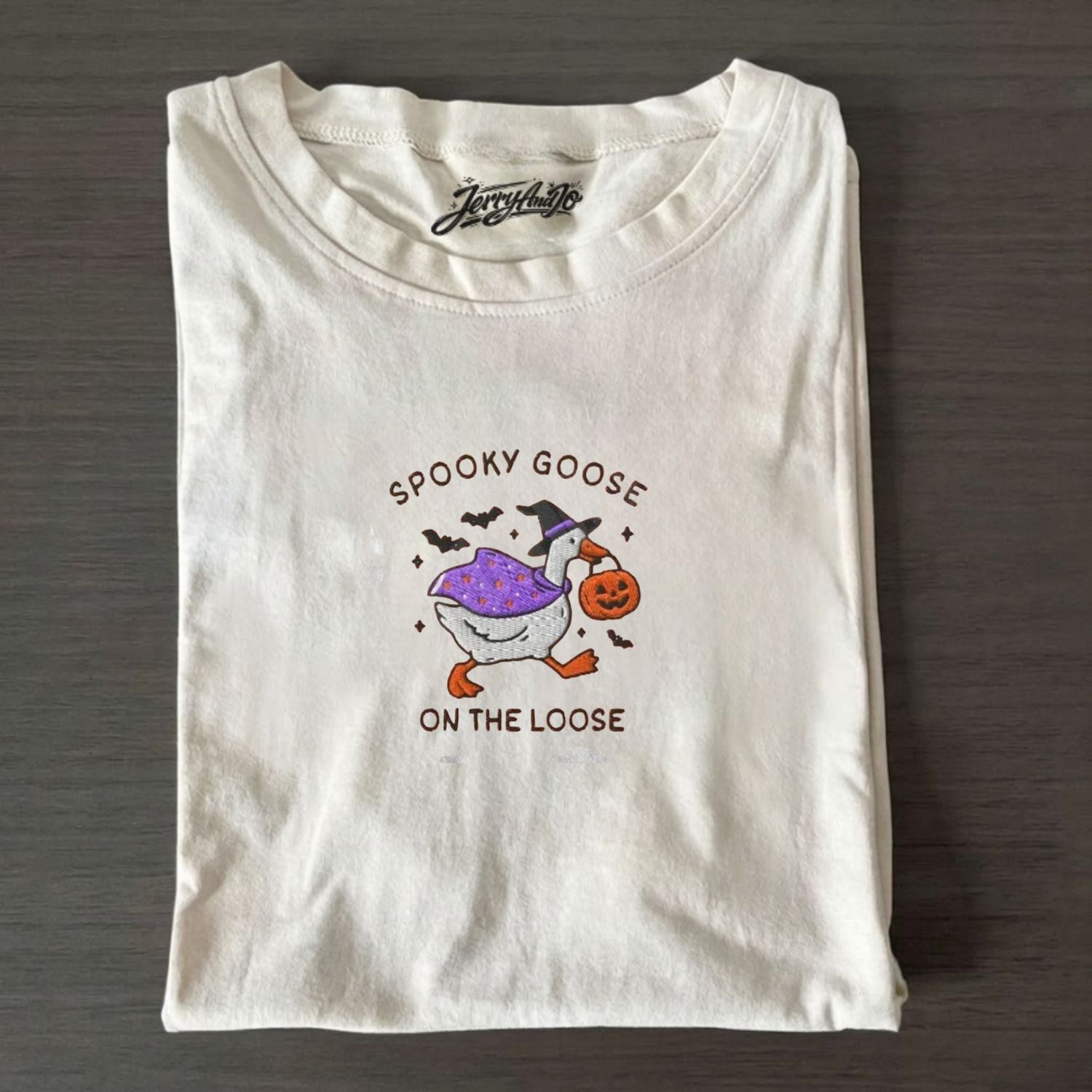 SPOOKY GOOSE ON THE LOOSE EMBROIDERED TEE NN-0004