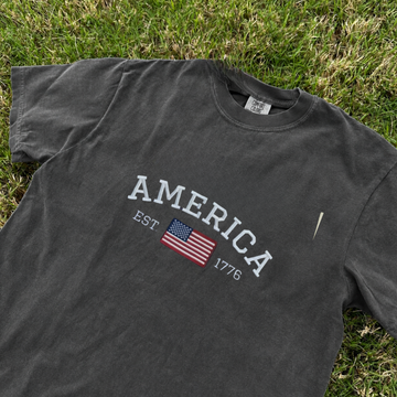 COMFORT COLORS AMERICAN FLAG EMBROIDERED SHIRT LL - 0056