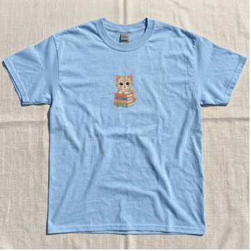 CUTE CAT ON BOOKS EMBROIDERY TSHIRT LL - 0053