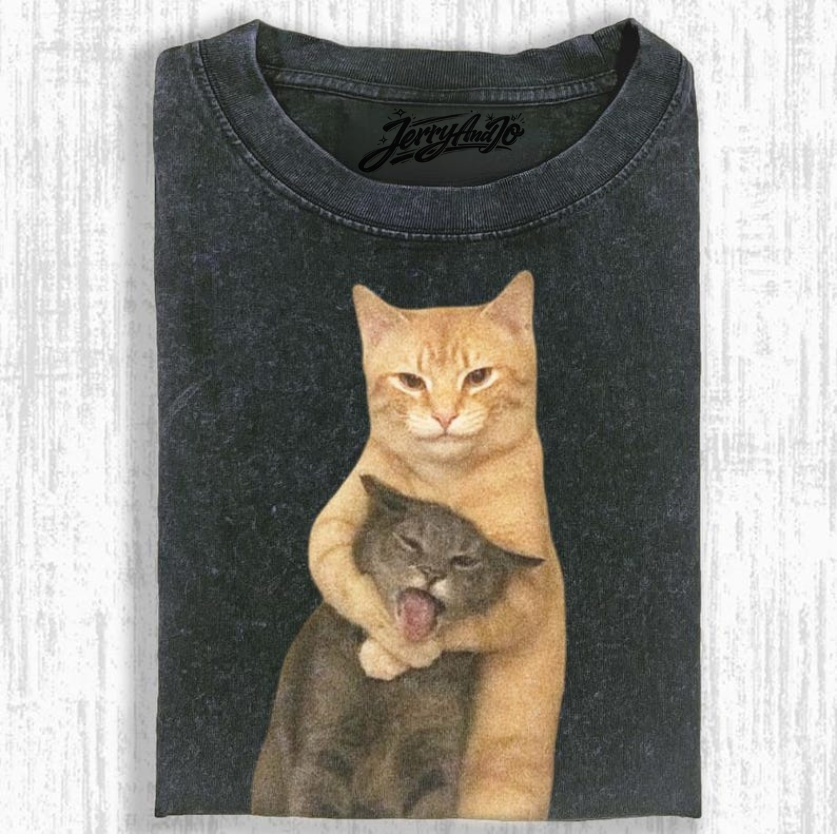 FUNNY HUGGING CATS VINTAGE T-SHIRT, CHAOTIC CAT MEME TEE, CUTE BUT EVIL CAT SHIRT, AESTHETIC PET LOVER GIFT, UNISEX GRAPHIC TEE, TREND BT-00103