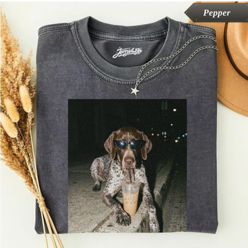 GERMAN SHORTHAIRED POINTER DRINKING ICED COFFEE SHIRT BT-00147