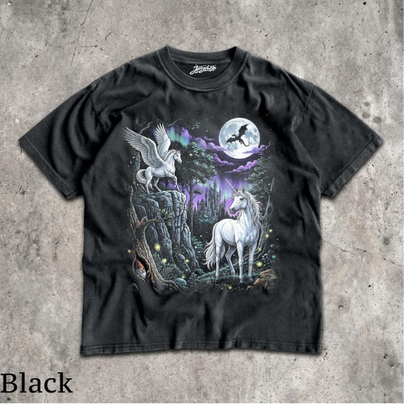 90S FANTASY UNICORN T-SHIRT - MEN & WOMEN'S UNISEX GRAPHIC TEE  BT-00138