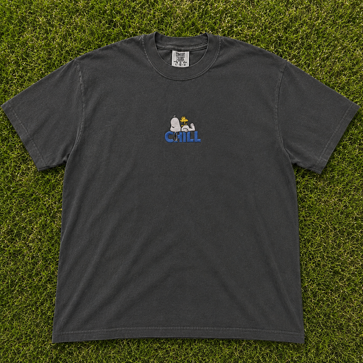 CHILL SNOOPY WOODSTOCK EMBROIDERED TEE AV-0061