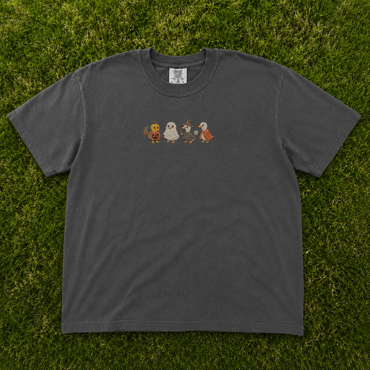 SPOOKY DUCK EMBROIDERED TEE AV-0068