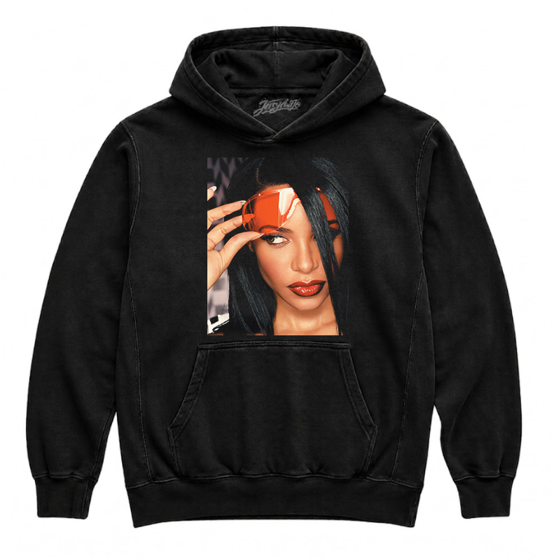 AALIYAH GRAPHIC TEE MC_0003