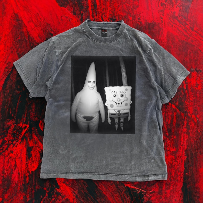 FUNNY SHIRT, VAMPIRE AND SPONGE CREEPY WOODS TSHIRT, VINTAGE TWILIGHT MEME T SHIRT BT-00144