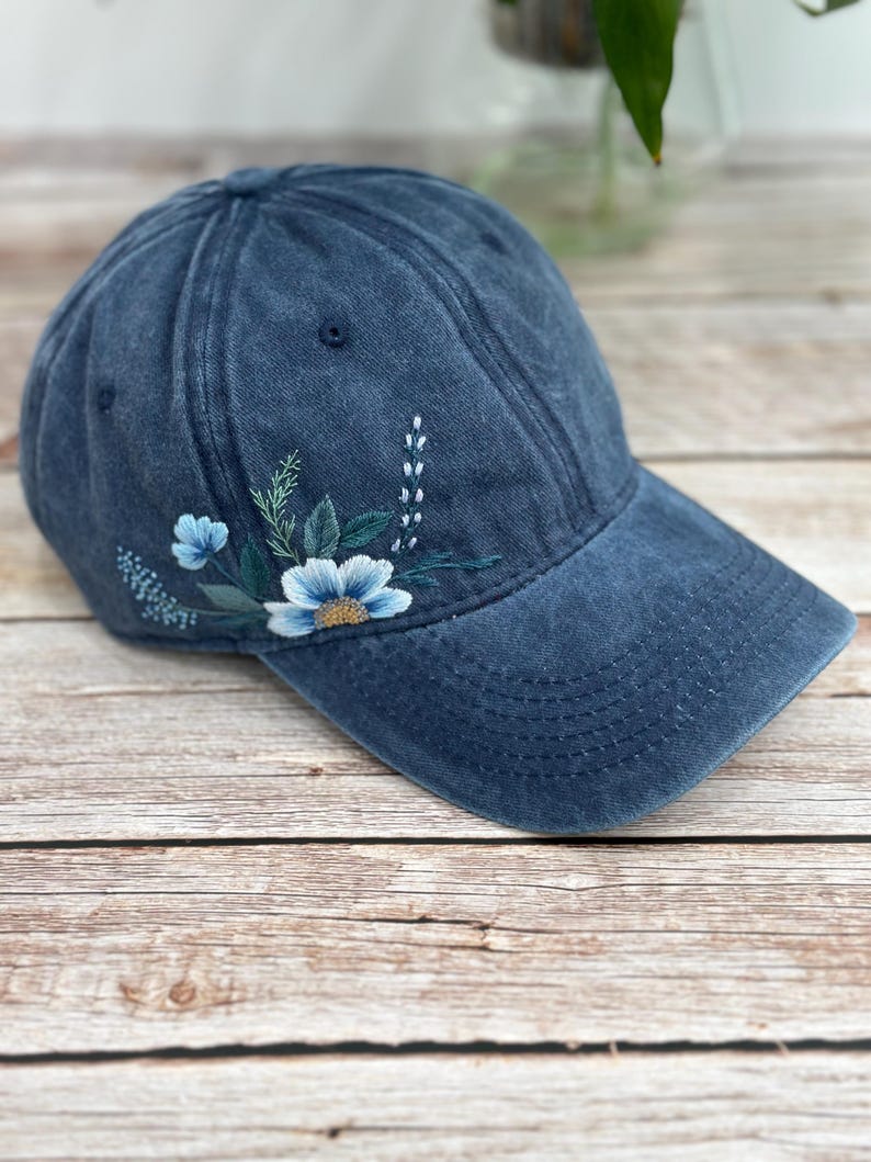 VINTAGE STYLE COTTON HAT, BOTANICAL GARDEN DESIGN, FOR NATURE LOVERS  QB-13