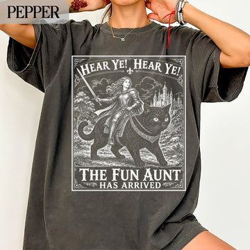 FUN AUNT KNIGHT RIDING BLACK CAT COMFORT COLORS T-SHIRT LL - 0272