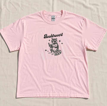 BOOKTROVERT RACCOON EMBROIDERED TEE MC-0047