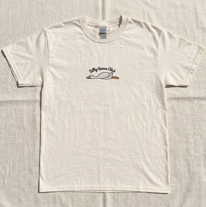 SILLY GOOSE CLUB EMBROIDERED TEE MC-0008