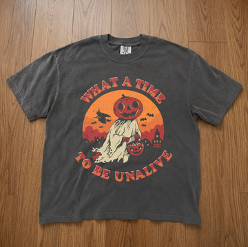 WHAT A TIME TO BE UNALIVE HALLOWEEN T-SHIRT, VINTAGE GHOST PUMPKIN GRAPHIC TEE MC-0128