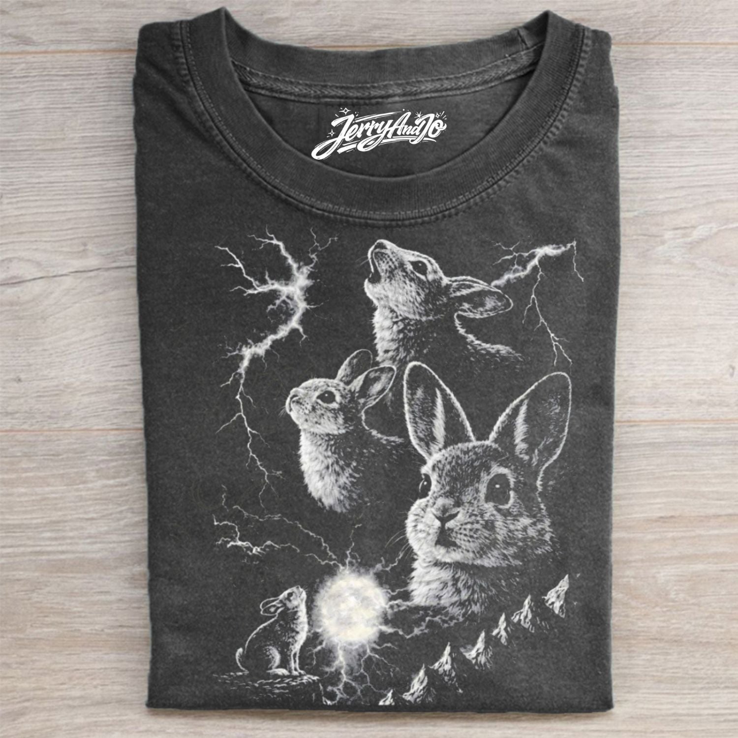 BUNNY HOWLING TO THE MOON VINTAGE SHIRT NN-0162