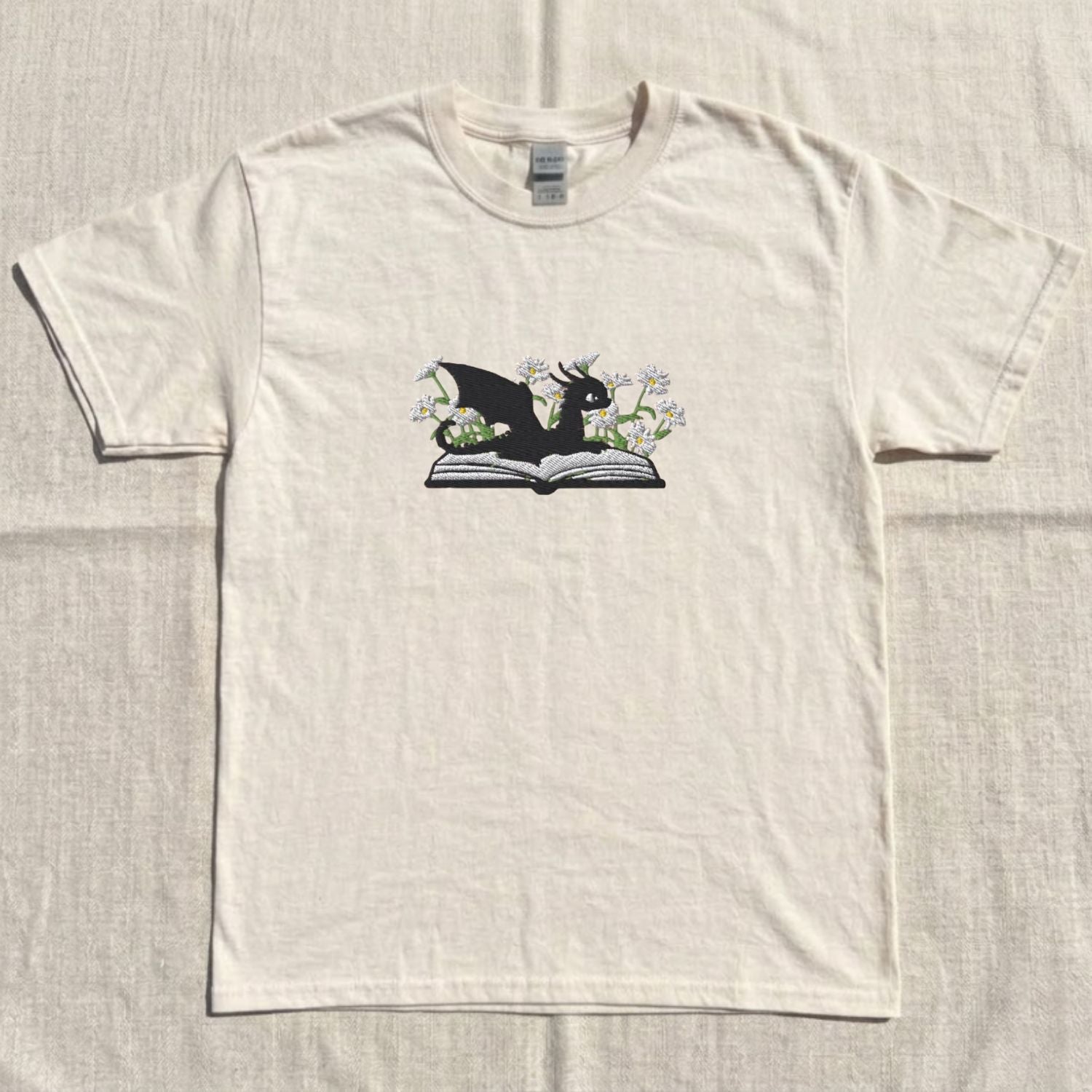 DRAGON AND DAISIES EMBROIDERED TEE NN-0054