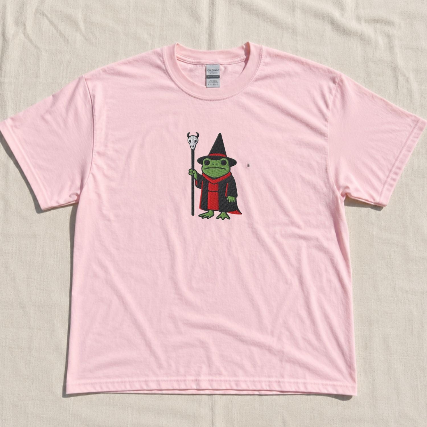WARLOCK FROG HALLOWEEN EMBROIDERED TEE NN-0059