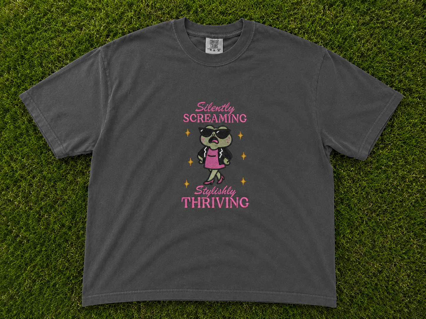 SILENTLY SCREAMING STYLISHLY THRIVING EMBROIDERED TEE AV-0054