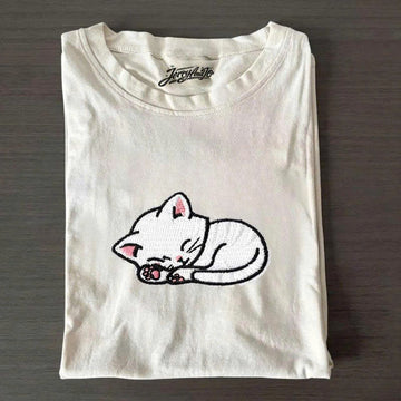 SLEEPING WHITE KITTEN EMBROIDERED SHIRT, CUTE CAT GRAPHIC TEE PH-0011